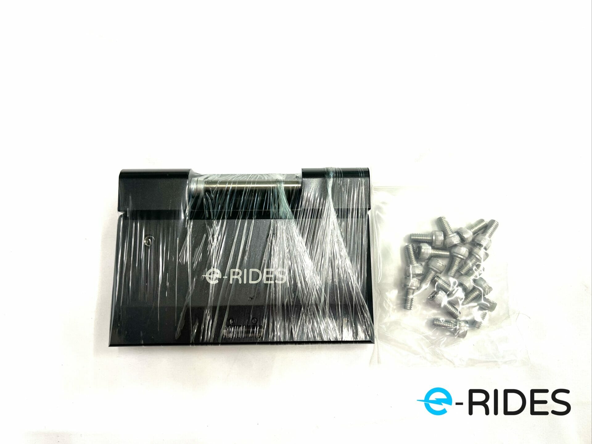 IMG_9063 e-RIDES electric unicycle honeycomb pedals connector Kingsong 16X